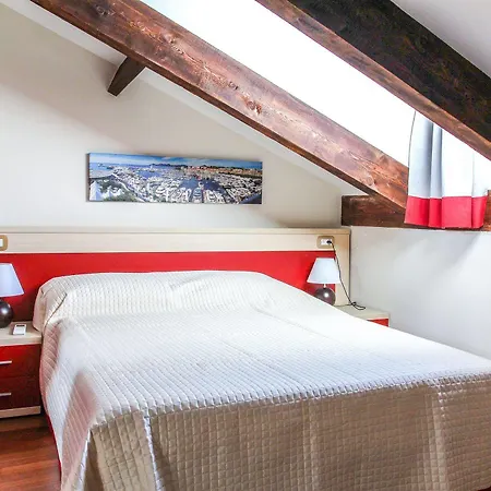 Les Palmes Apartment Cannes